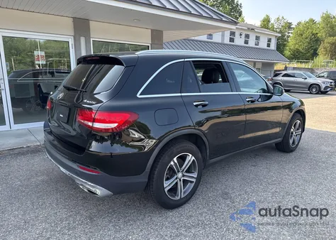 2016 Mercedes-Benz Glc 300 4Matic из США, поврежденный, VIN WDC0G4KB7GF071764